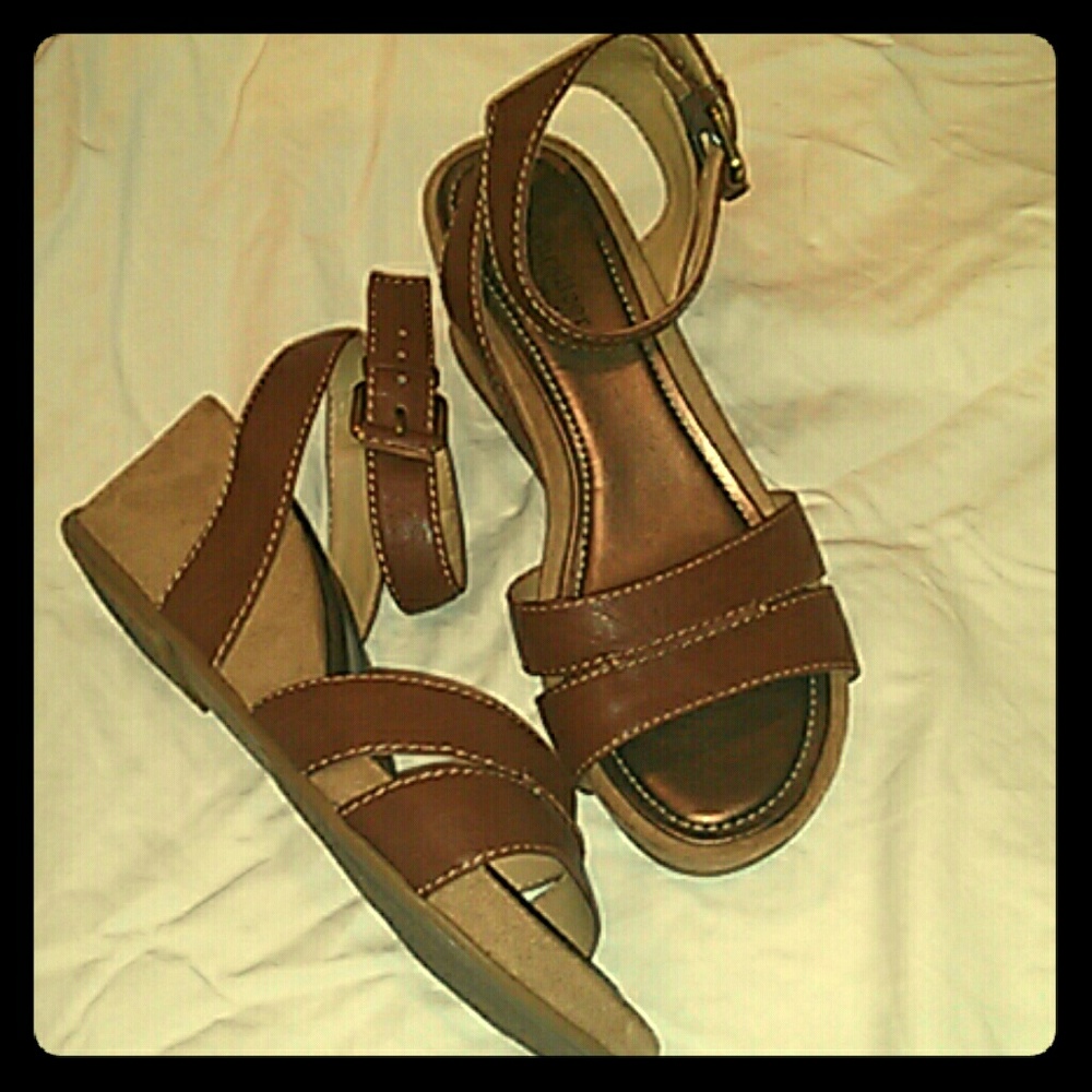 Naturalizer strappy wedge sandals size 7.5